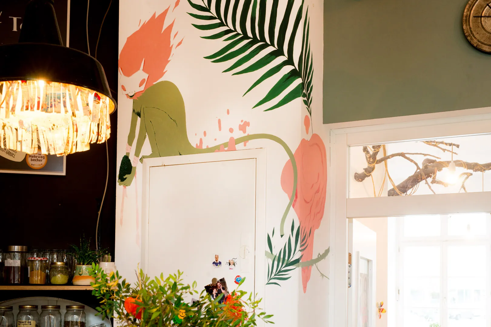 Wallart für den Café Pow (Belfortstraße, Freiburg)